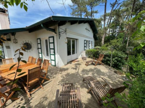 CAPBRETON. Villa BAKENSACK avec terrasse pour 12 personnes wifi gratuit